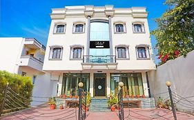 Collection O Bani Park Near Collectorate Circle Formerly Anuja Palace